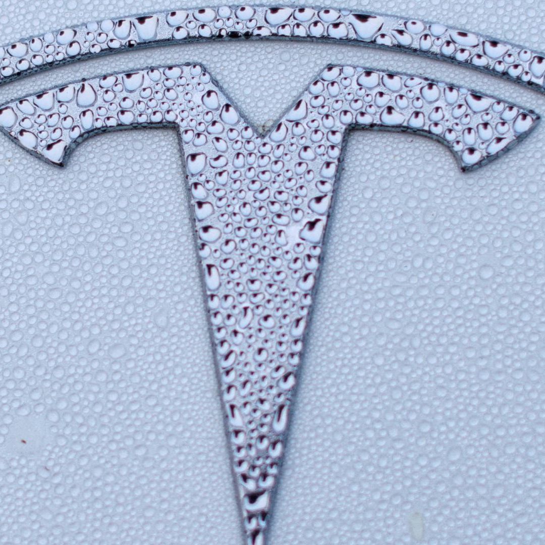AMLO Explica Posible Motivo de Suspensión de Planta de Tesla en Nuevo León: ‘No es Serio’