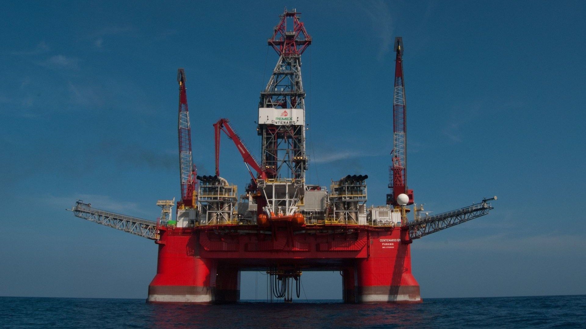 Plataforma petrolera PetroRig III o Centenario, en Veracruz, en noviembre de 2010.