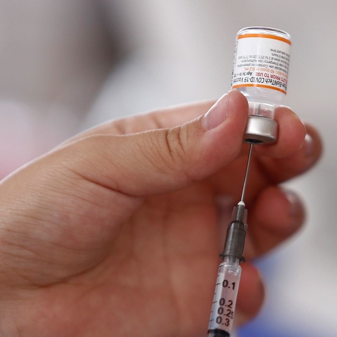 Aplicación de la vacuna Pfizer en México.