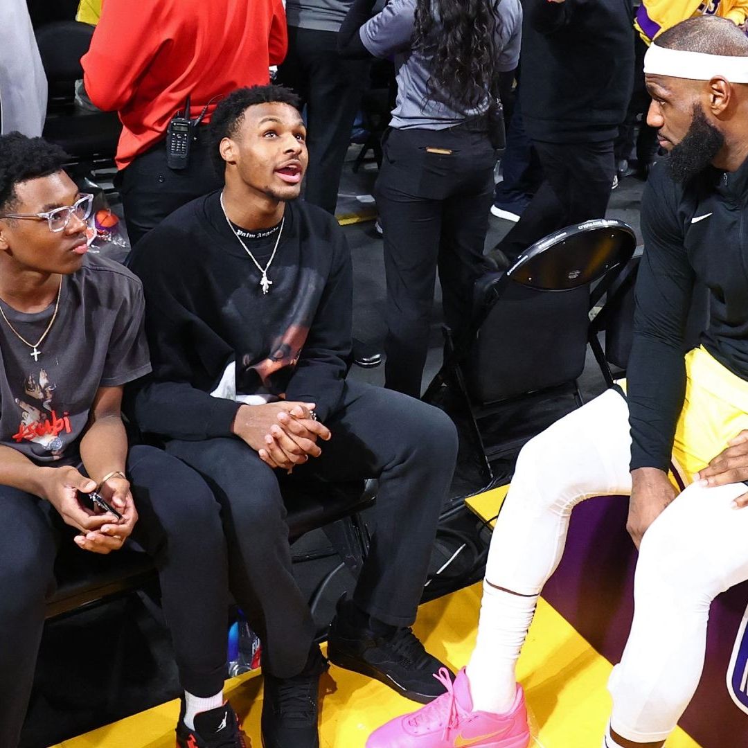 LeBron James romperá otra marca en la NBA al jugar al lado de su hijo en los Lakers. Foto AFP