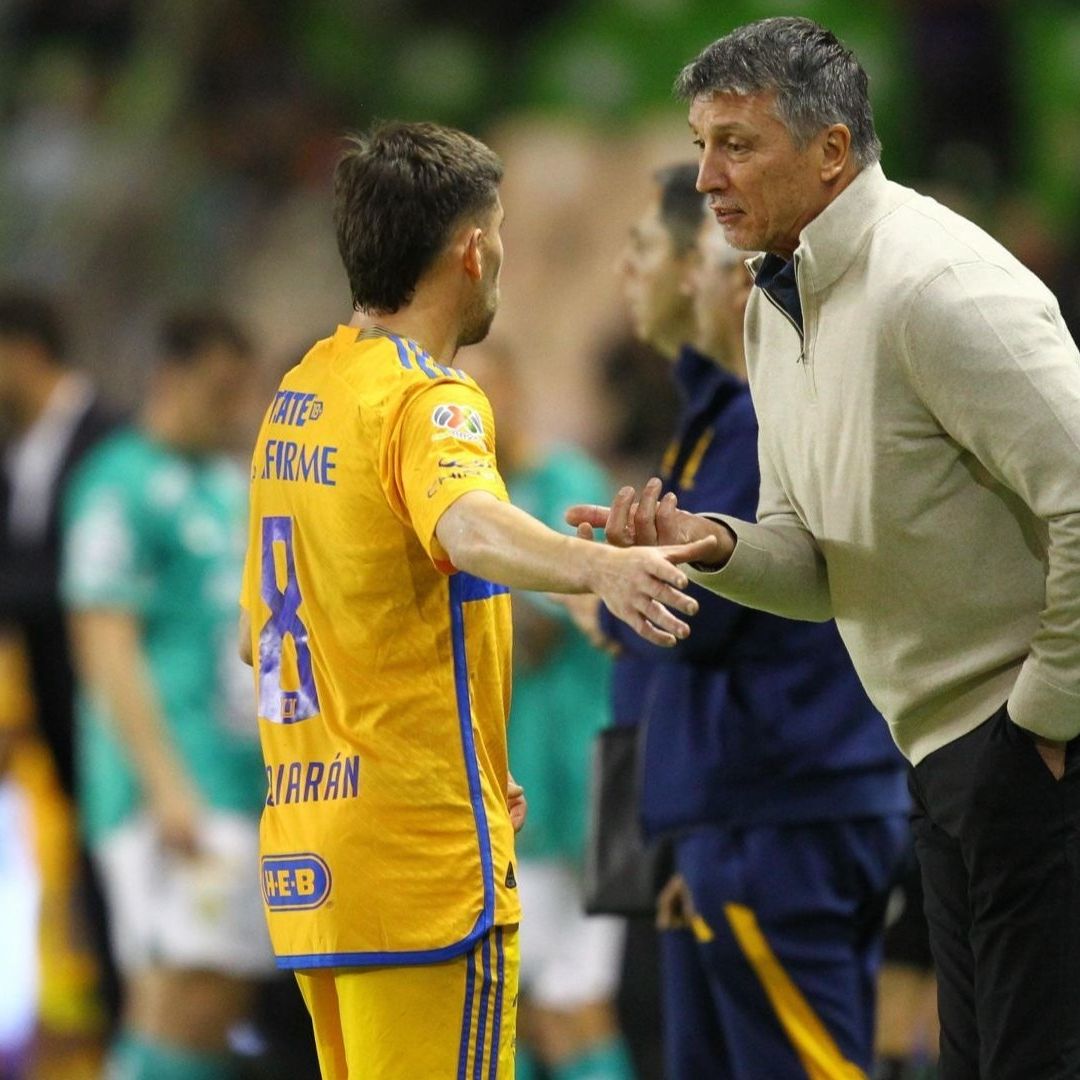 Siboldi dijo que su cuerpo técnico y él respetan su profesión con ética, y valores. Foto Cuartoscuro