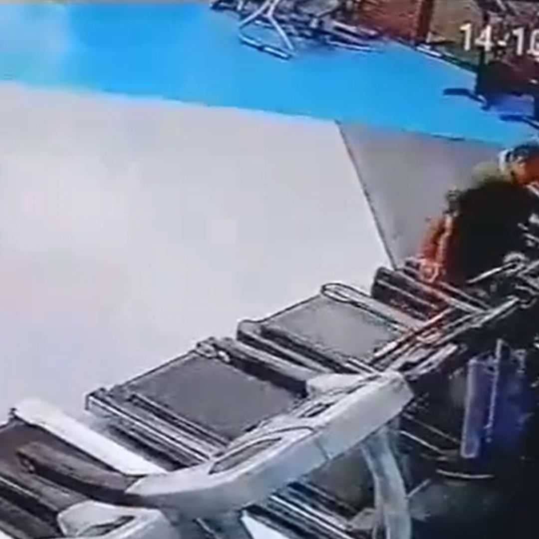 Un hombre murió mientras hacía ejercicio en una caminadora en un gimnasio y pese a los esfuerzos no pudo ser resucitado