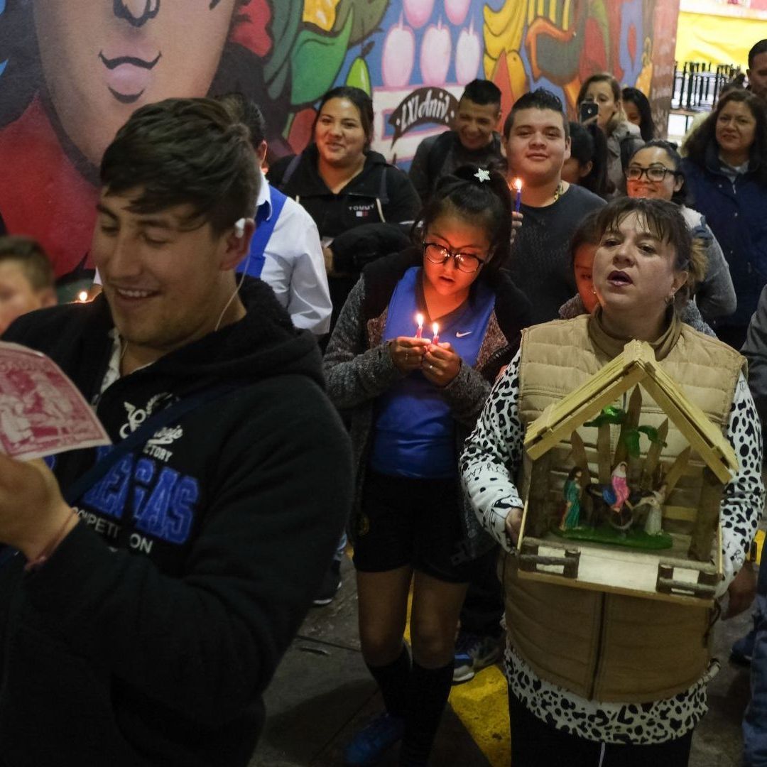 Te dejamos la letra completa de los cantos para pedir posada durante las festividades navideñas que están por comenzar