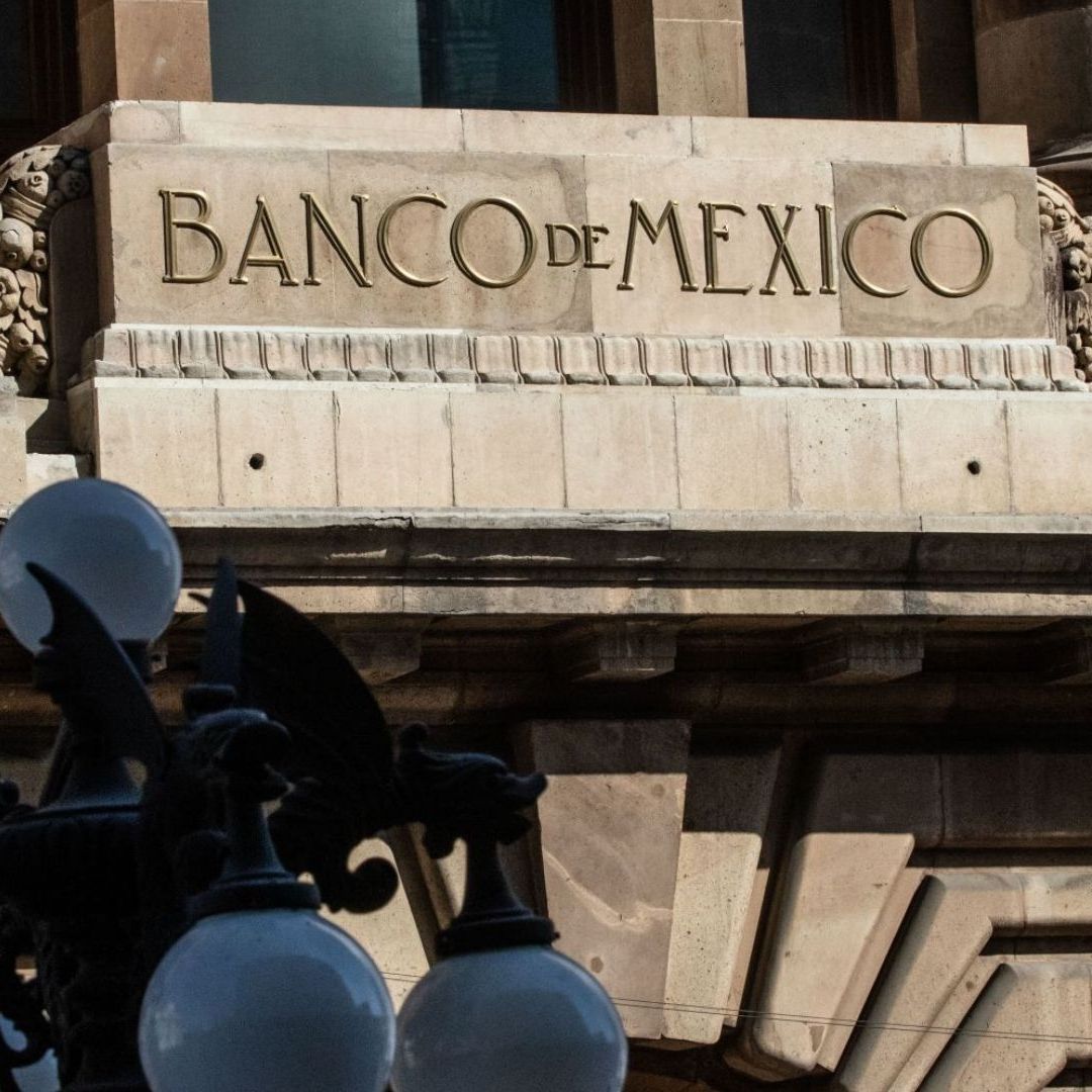 Banco de México anunció hoy 8 de agosto de 2024 que decidió, de forma dividida, bajar su tasa de interés
