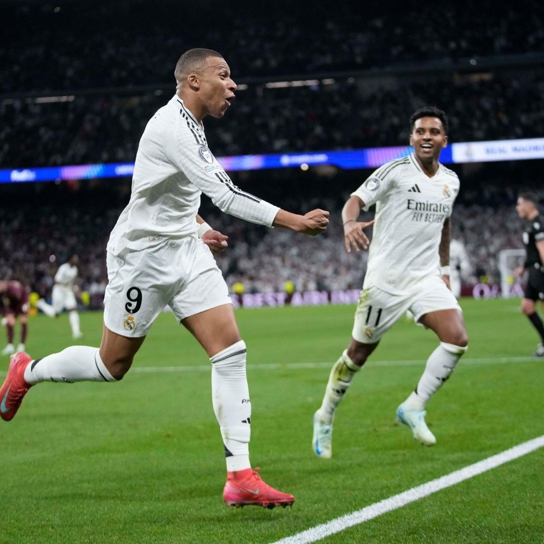 El delantero Kylian Mbappé se lució con tres goles en la victoria del Real Madrid ante el Manchester City.