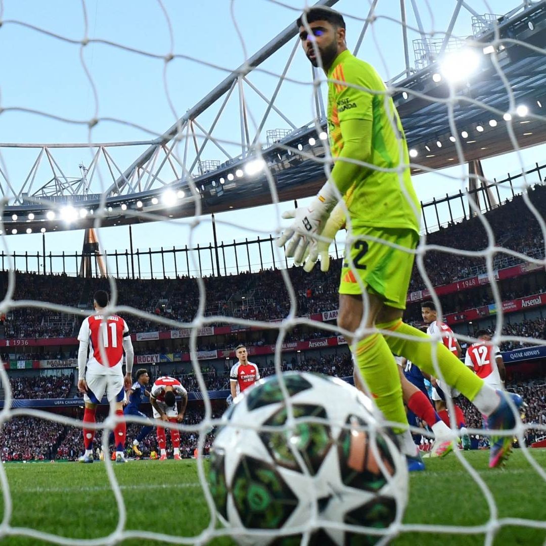 Arsenal y París Saint-Germain ofrecieron un duelo de ida y vuelta en semifinales de Champions League 2025.