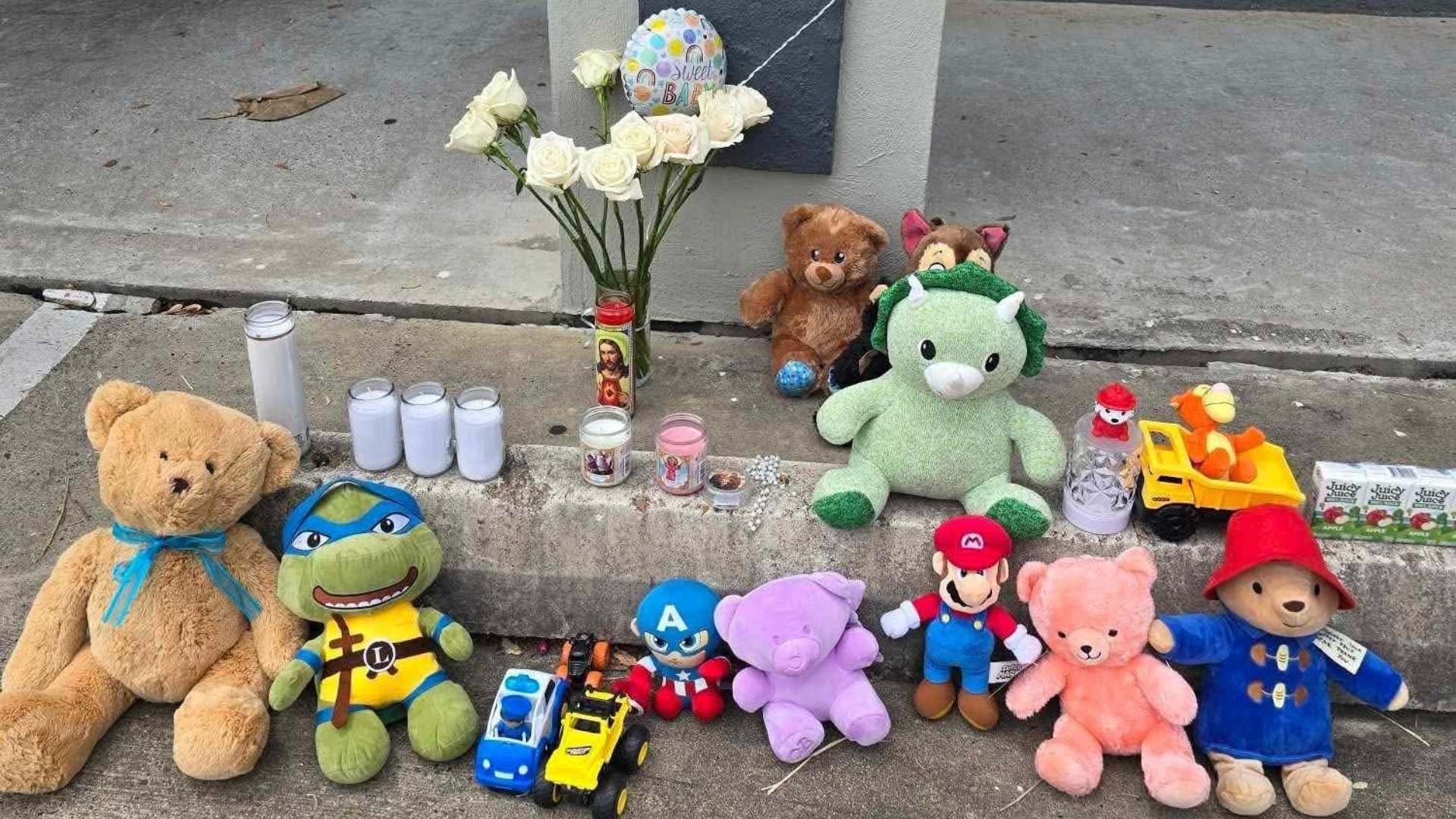 Niño Muere Olvidado en la Camioneta de su Guardería Tras un Paseo Escolar; Detienen a Maestra