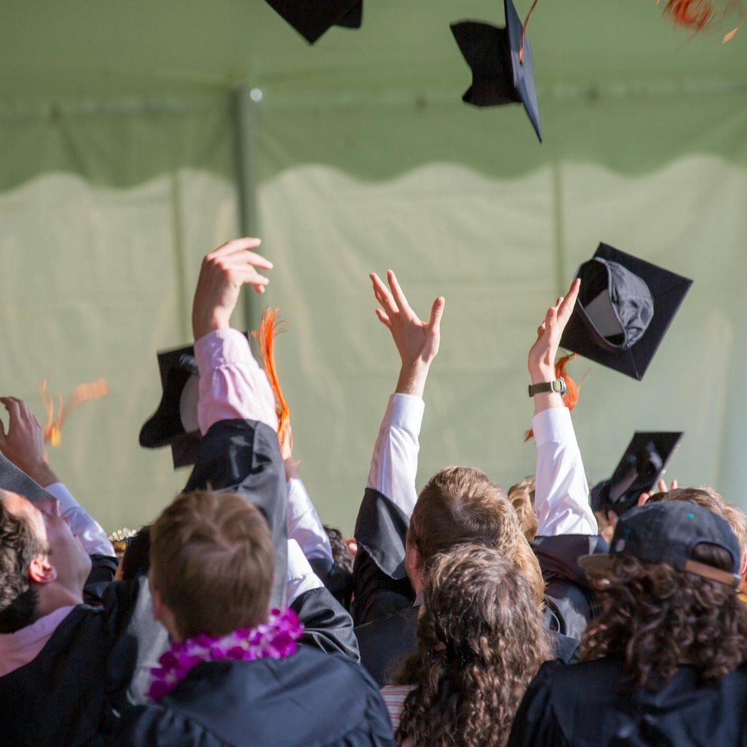 Asociación realiza sondeo para conocer cuánto gastarán las familias mexicanas en las graduaciones