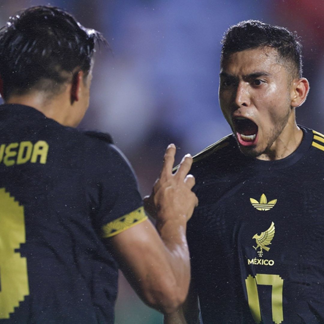 Orbelín Pineda festeja su anotación en el partido amistoso contra Turquía, en Carolina del Norte.