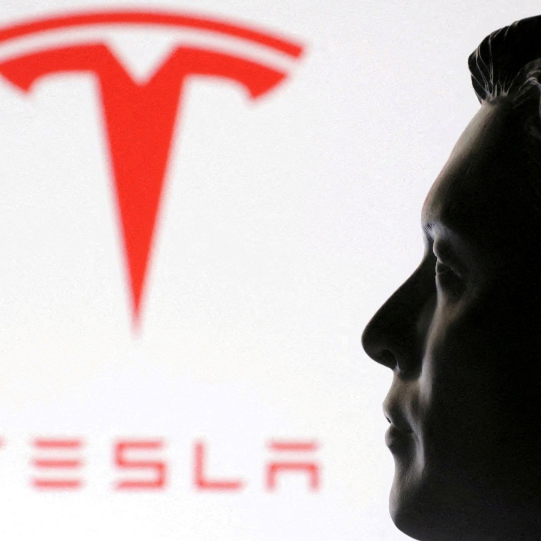 Musk Pierde 9 Mil Millones de Dólares tras Desplome de Acciones de Tesla por Pleito con Trump
