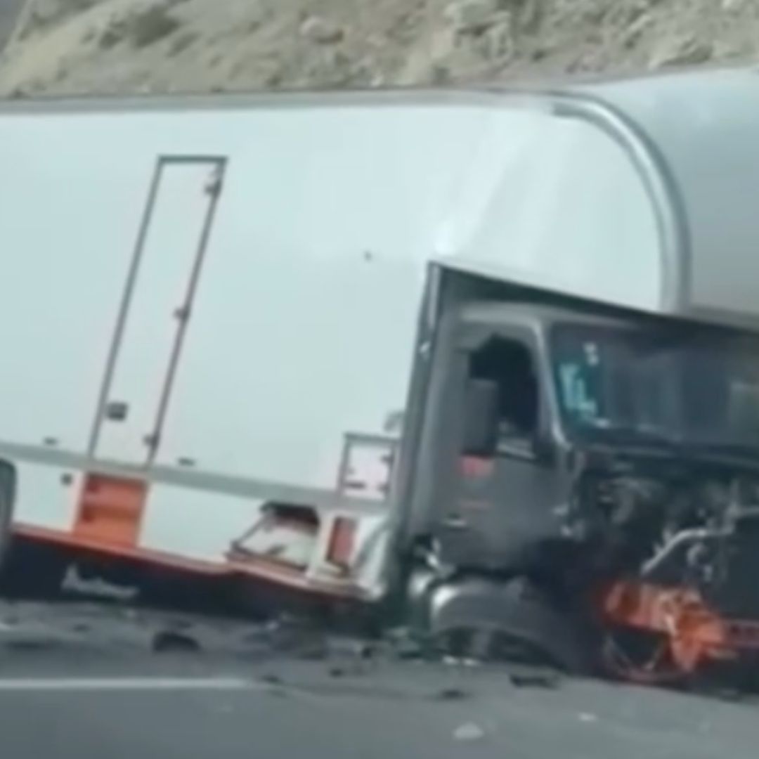 Accidente Múltiple Autopista Cuacnopalan Oaxaca Tráfico por Choque Dirección a Tehuacán Puebla