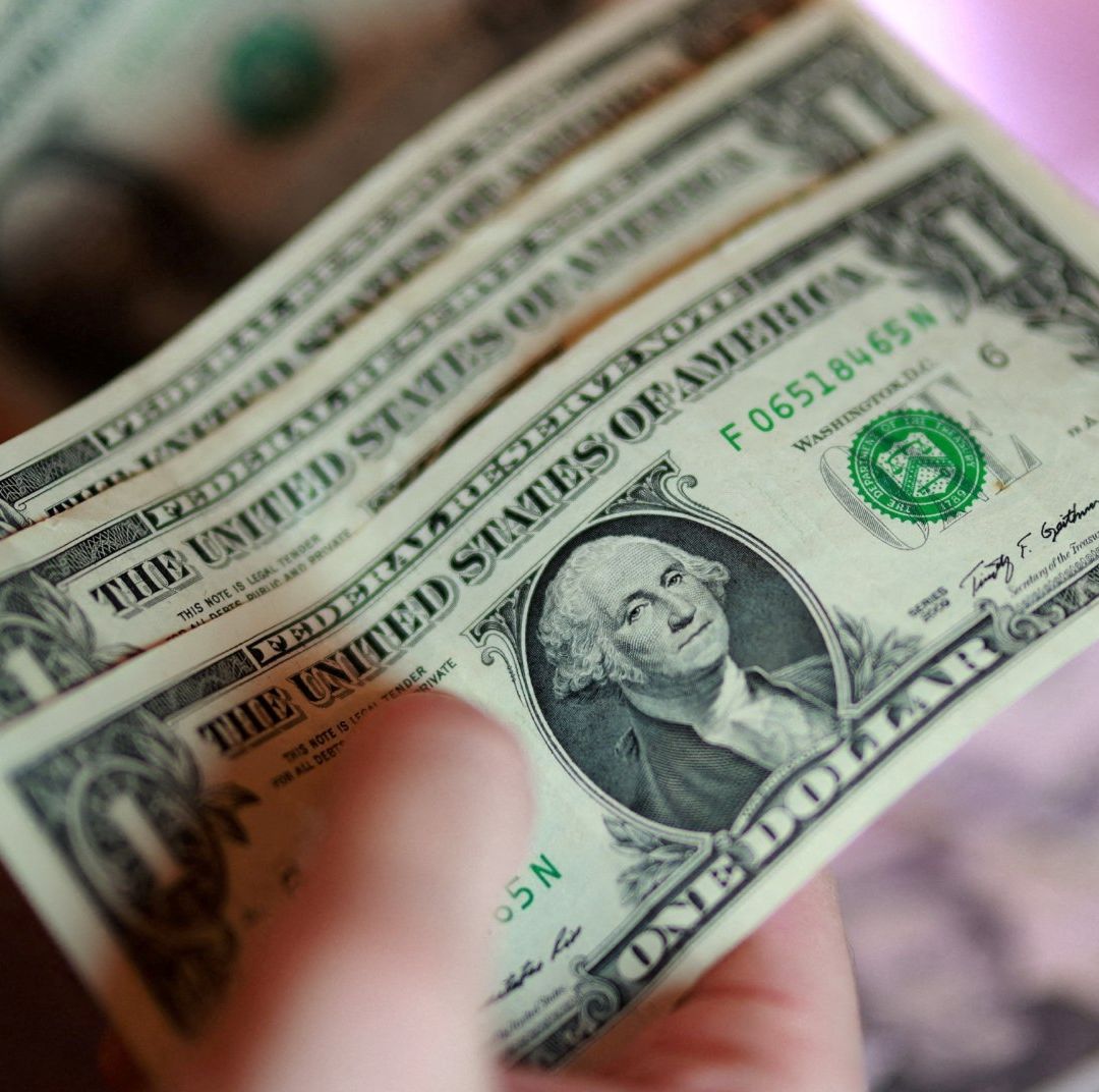 Peso se Aprecia tras Acuerdo de Cese al Fuego entre EUA e Irán mientras Petróleo se Desploma