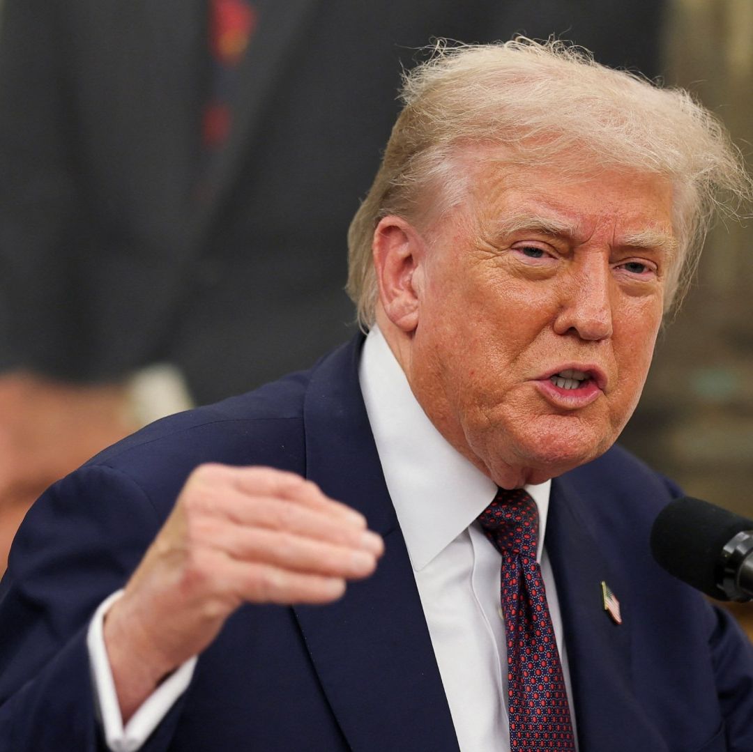 Trump Anuncia Aranceles de 100% a Importaciones de Chips y Semiconductores