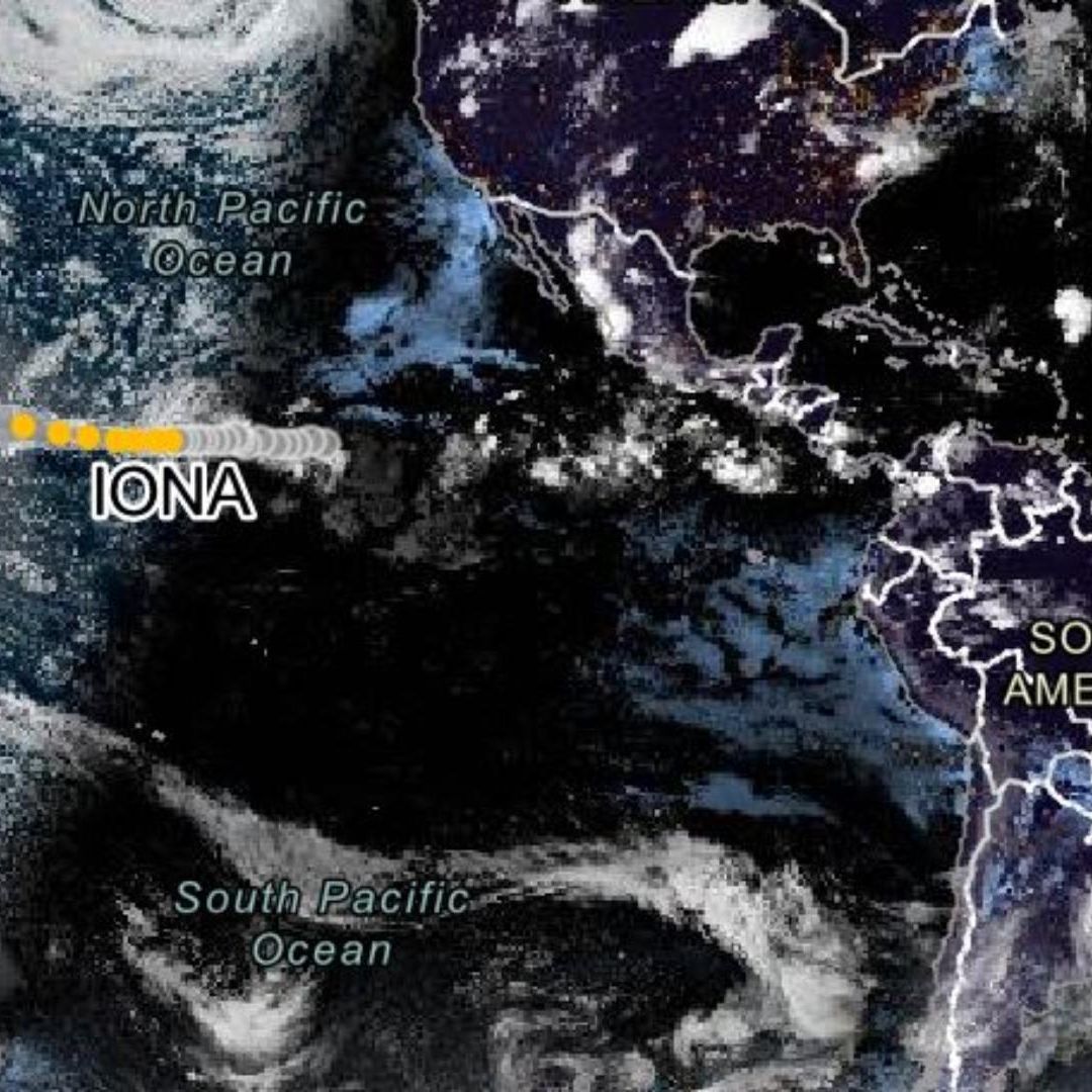 Iona lleva una trayectoria hacia el oeste.