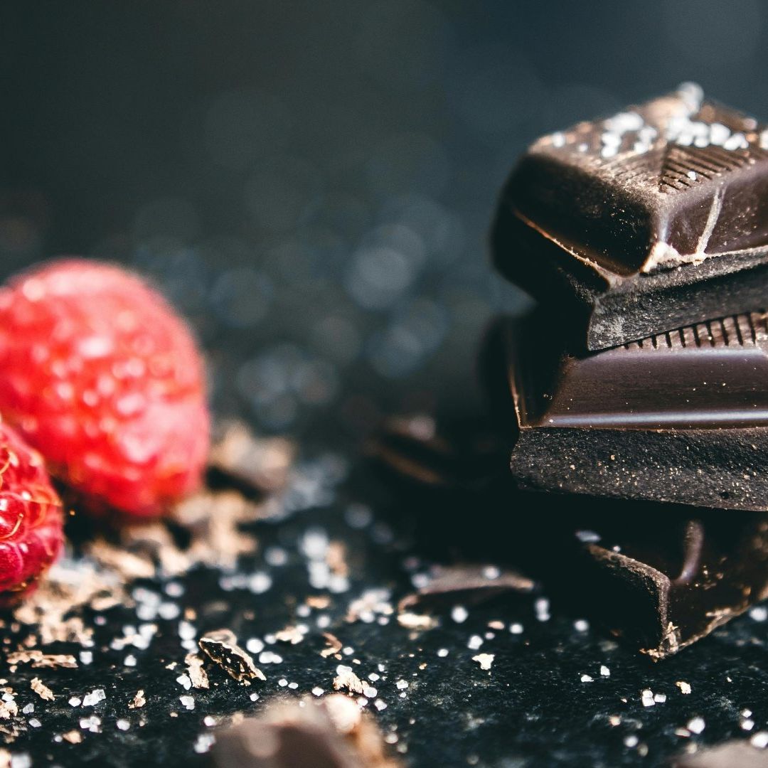 Chocolate con cocoa con zarzamoras