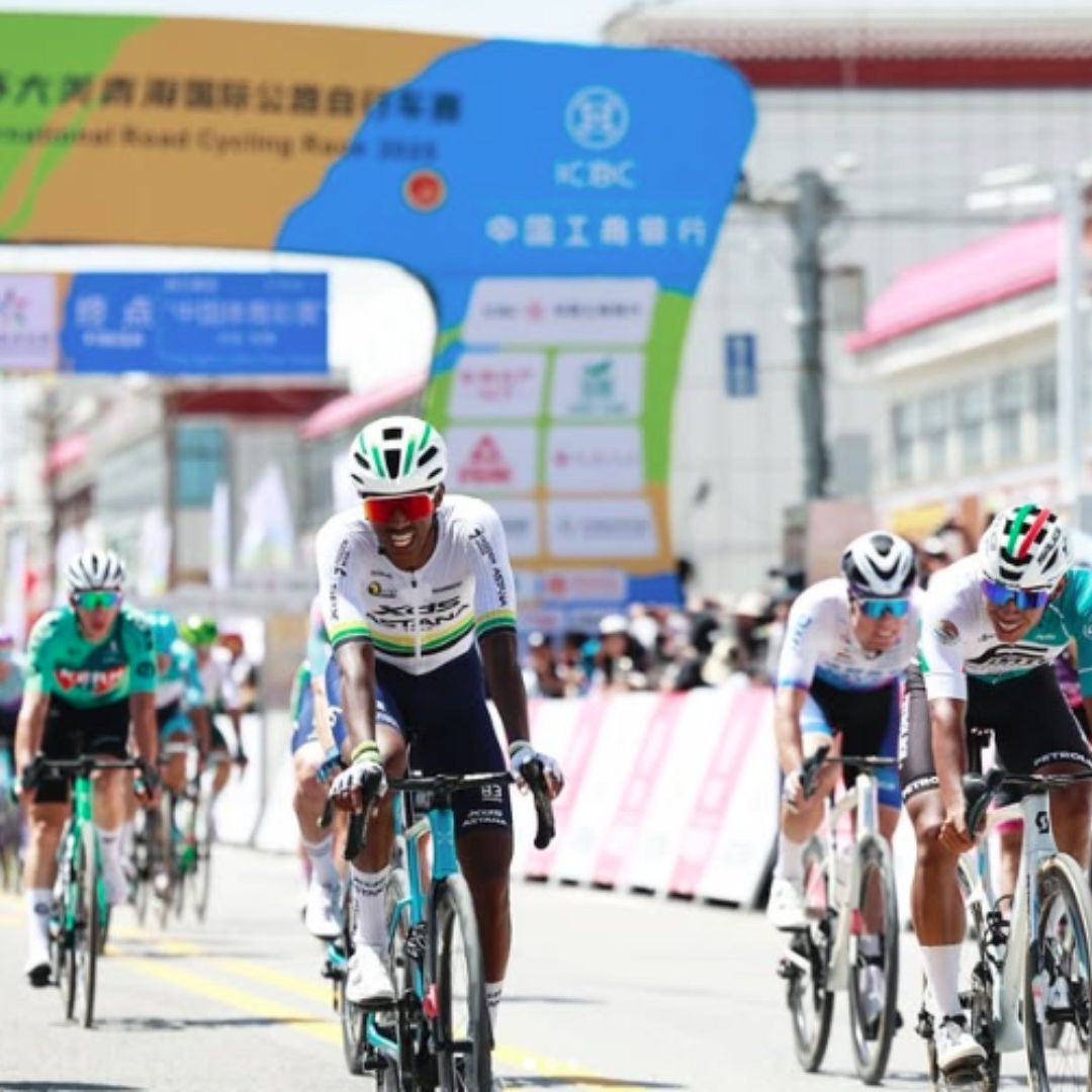 Otro Mexicano Triunfa en el Ciclismo: Carlos García Gana Etapa en Tour de Qinghai