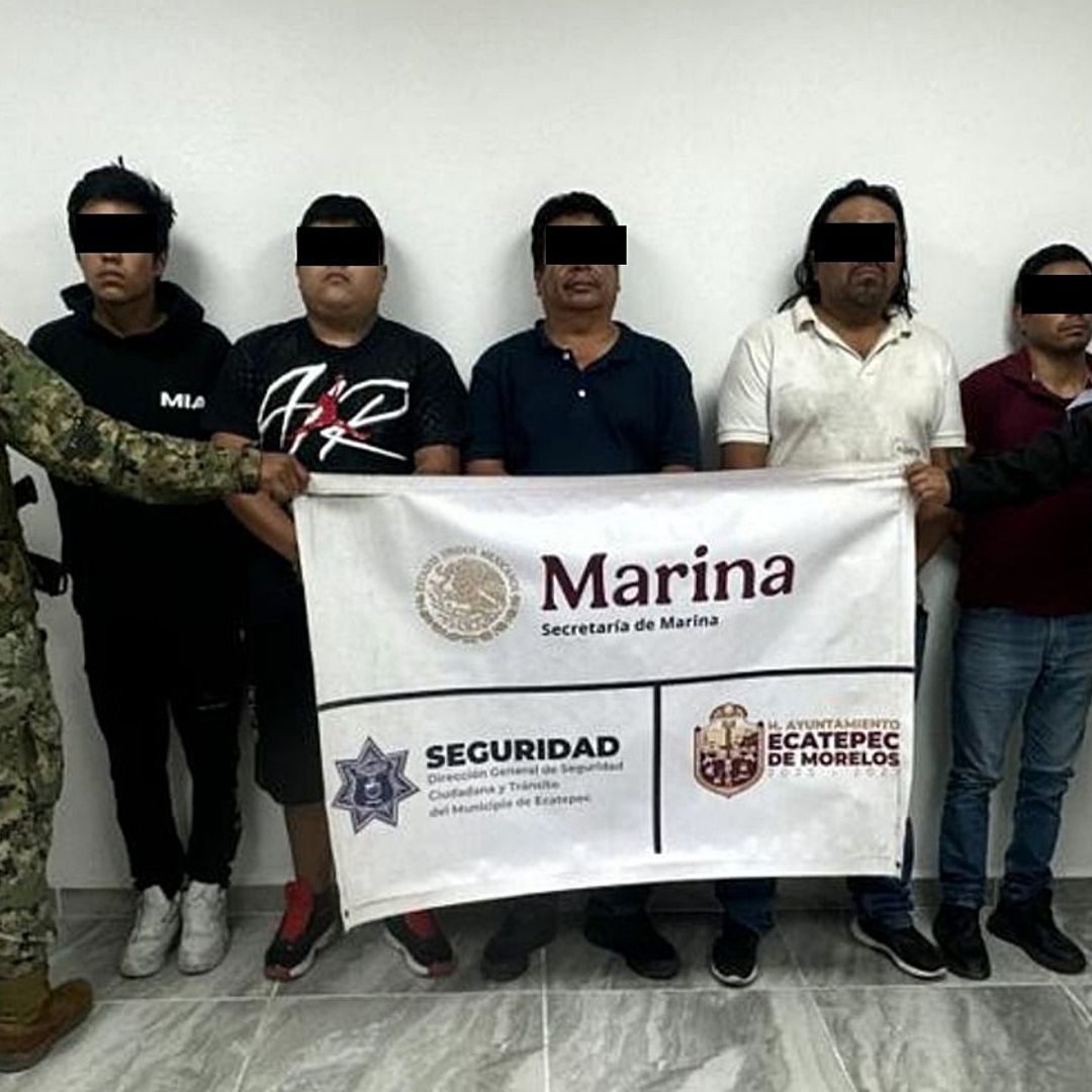 Detenidos durante operativo en Ecatepec. Foto: Semar