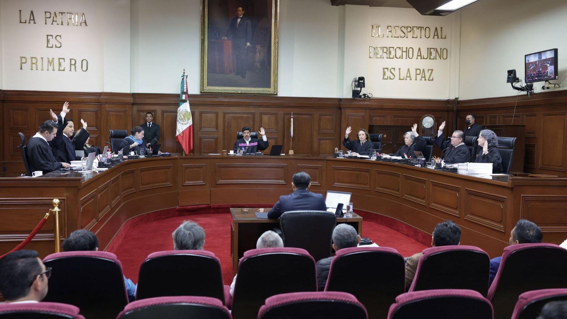 SCJN Ampara a Mujer Que Sufrió Violencia Digital por Culpa de Empresa Telefónica