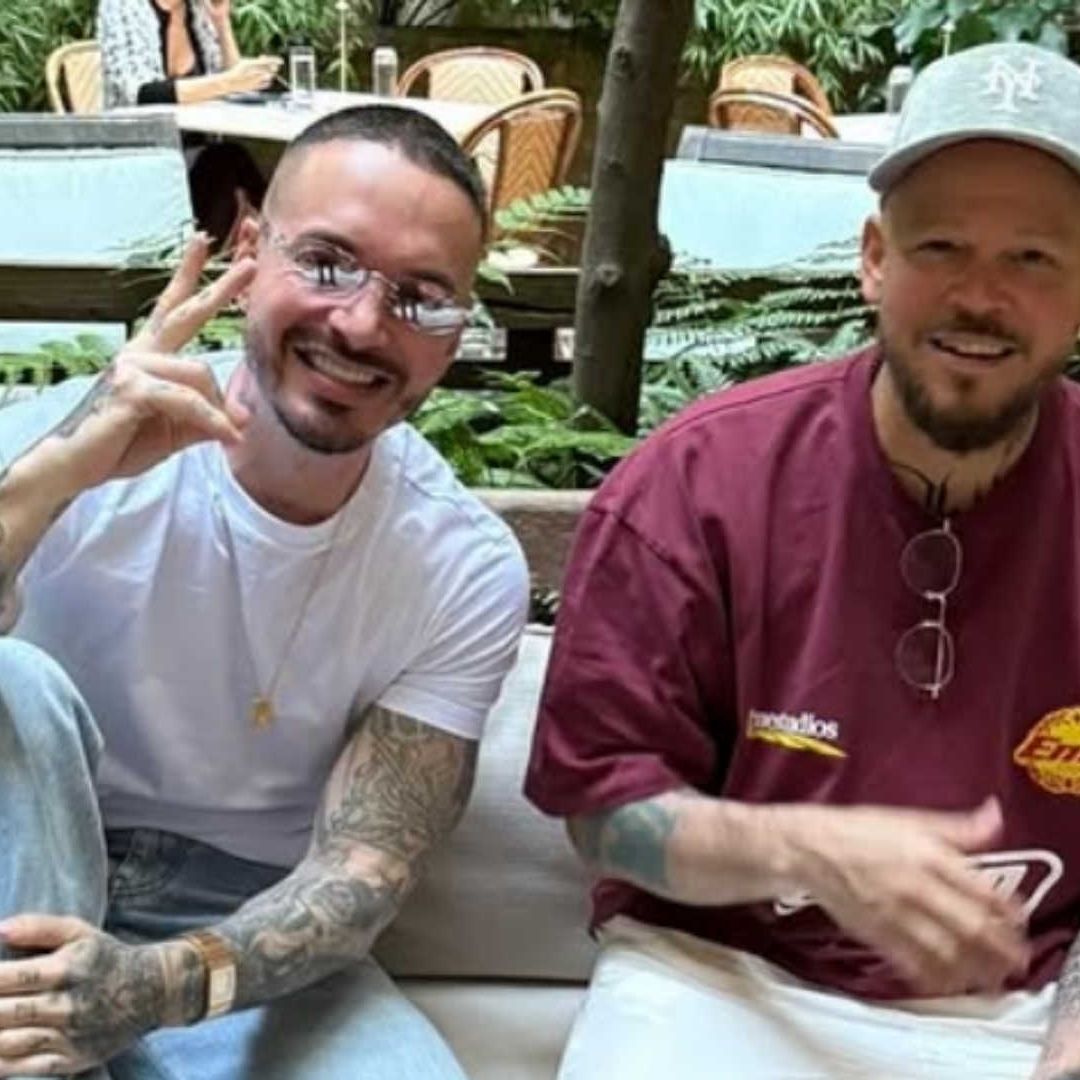 J Balvin y Residente publican foto juntos