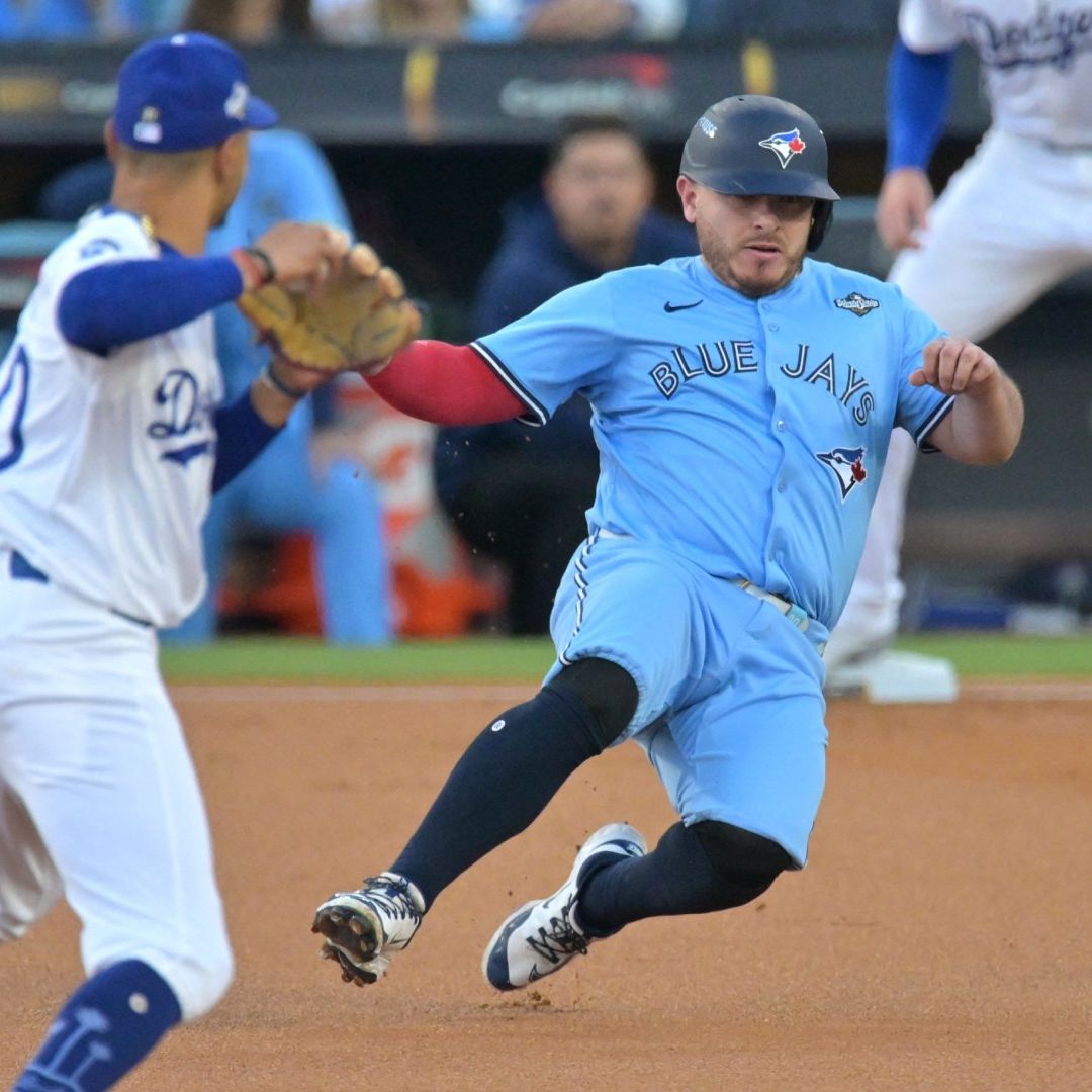 El mexicano Alejandro Kirk y los Azulejos de Toronto le están haciendo ver su suerte a los Dodgers en la Serie Mundial 2025.