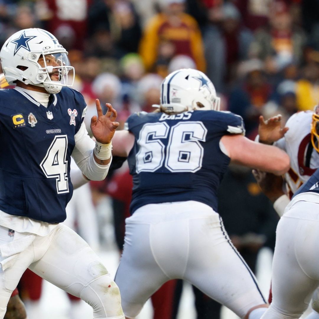 El mariscal de campo Dak Prescott, de los Vaqueros de Dallas, tuvo una destacada actuación ante los Commanders.