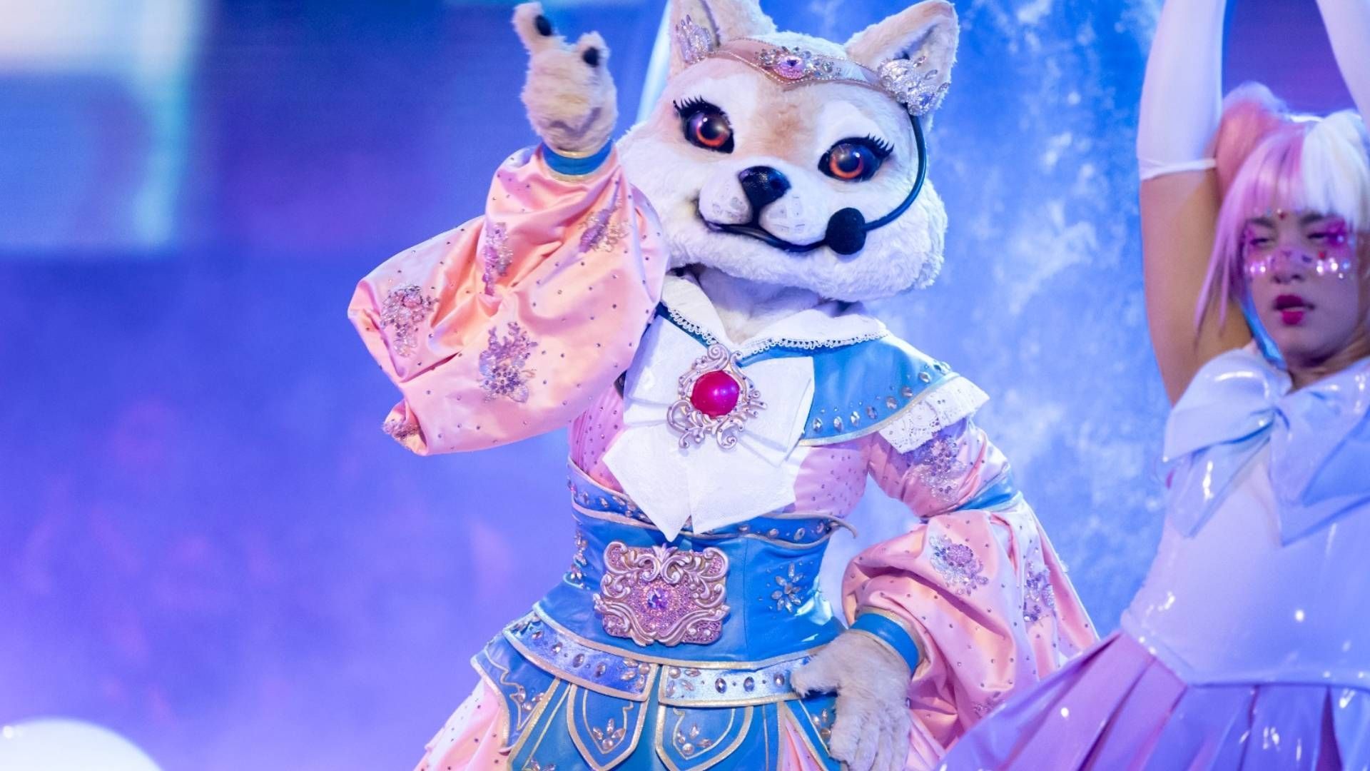 Quien es shiba moon en quien es la mascara