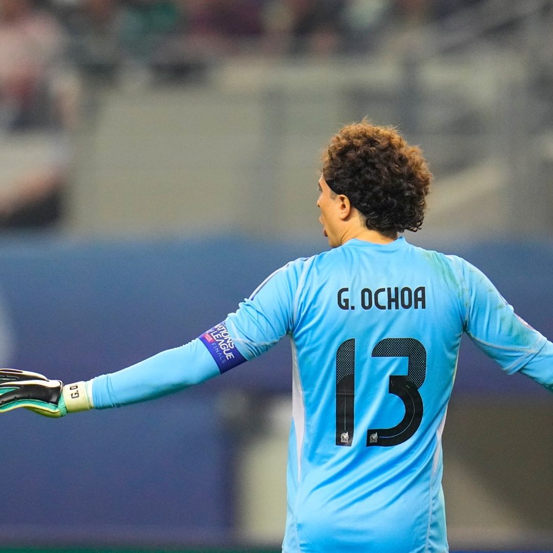 ¡Por Fin! 'Memo' Ochoa Consigue su Primer Triunfo en Chipre