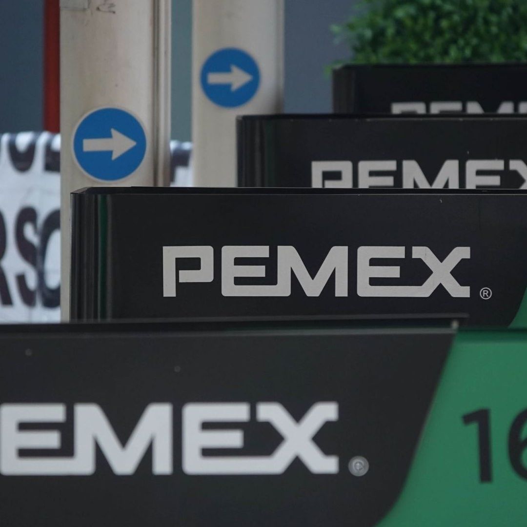 Fitch basa sus proyecciones en precios promedio del petróleo West Texas Intermediate.