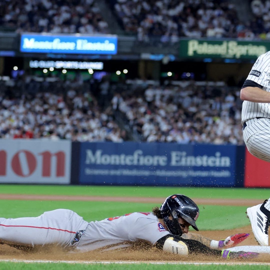 En un gran duelo, los Red Soxs derrotaron a los Yankees en la serie de wildcards de la Major League Beisbol.