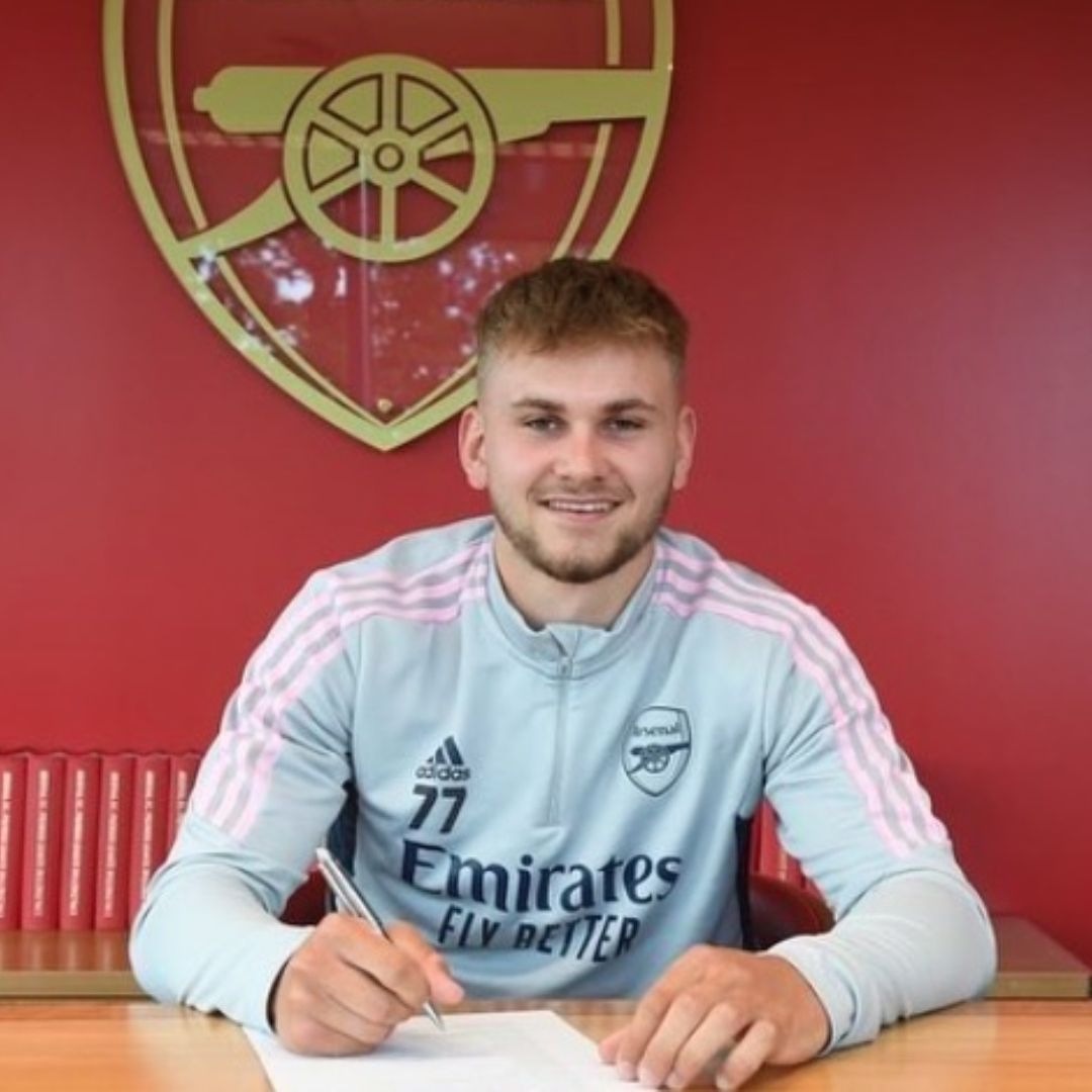 Billy Vigar llegó al Arsenal a los 14 años de edad y estuvo varias temporadas en las categorías inferiores.