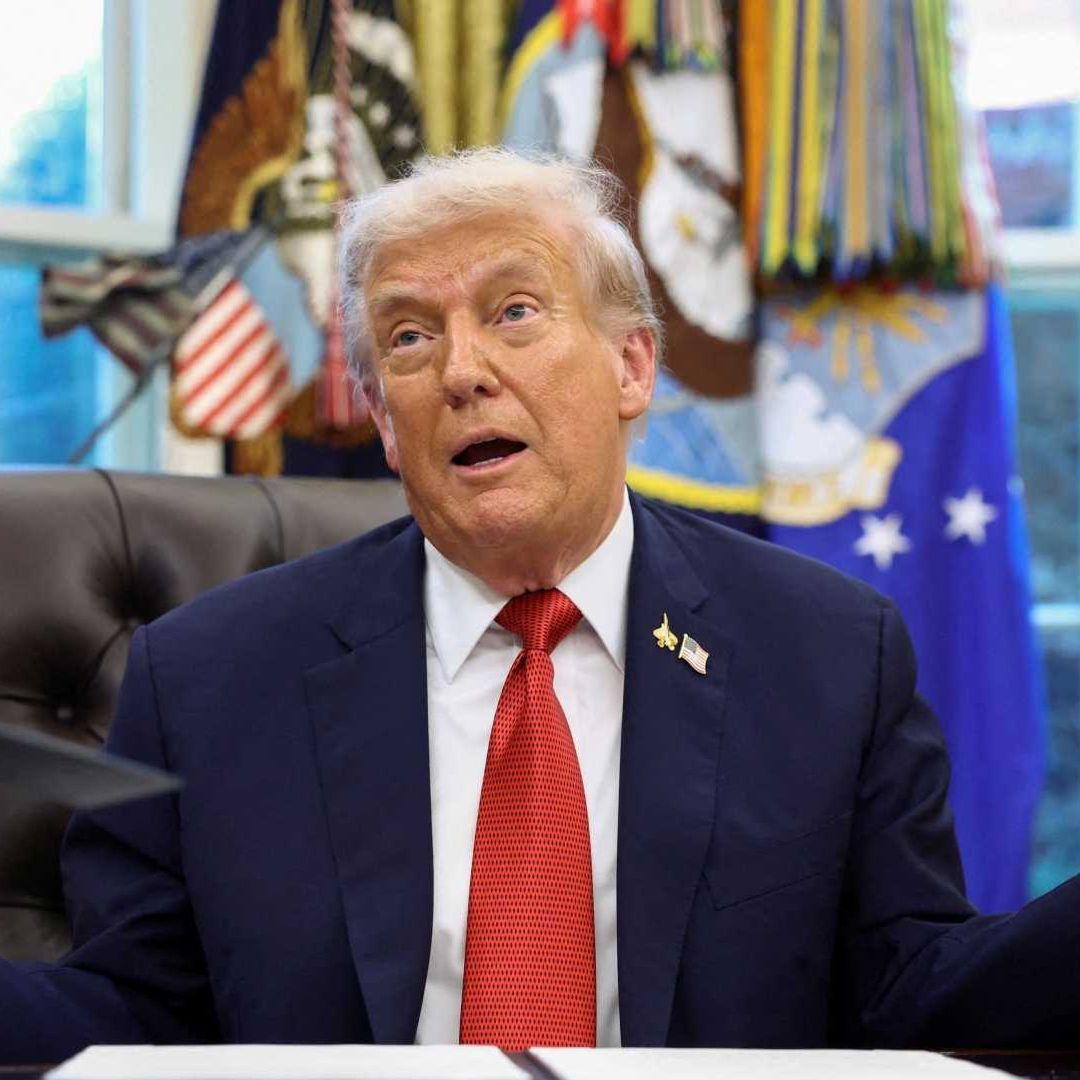 Donald Trump anuncia aranceles del 100% a medicamentos de pantente extranjeros