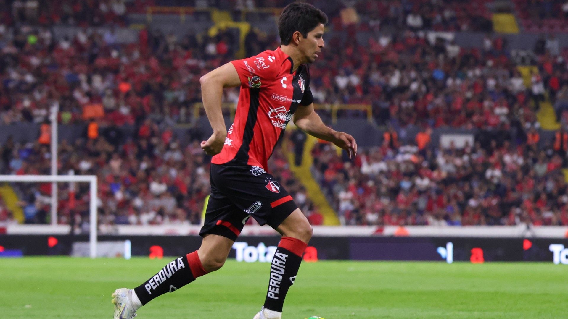 Carlos Orrantia del Atlas, Nominado por la FIFA al Premio Puskás
