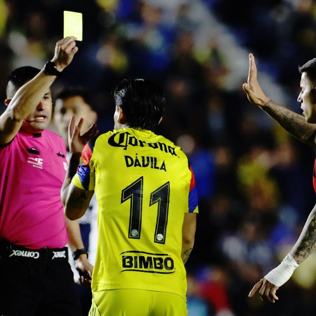 Debido a la importancia del partido América vs Cruz Azul, se requiere de un silbante acostumbrado a trabajar bajo presión. Foto: Reuters