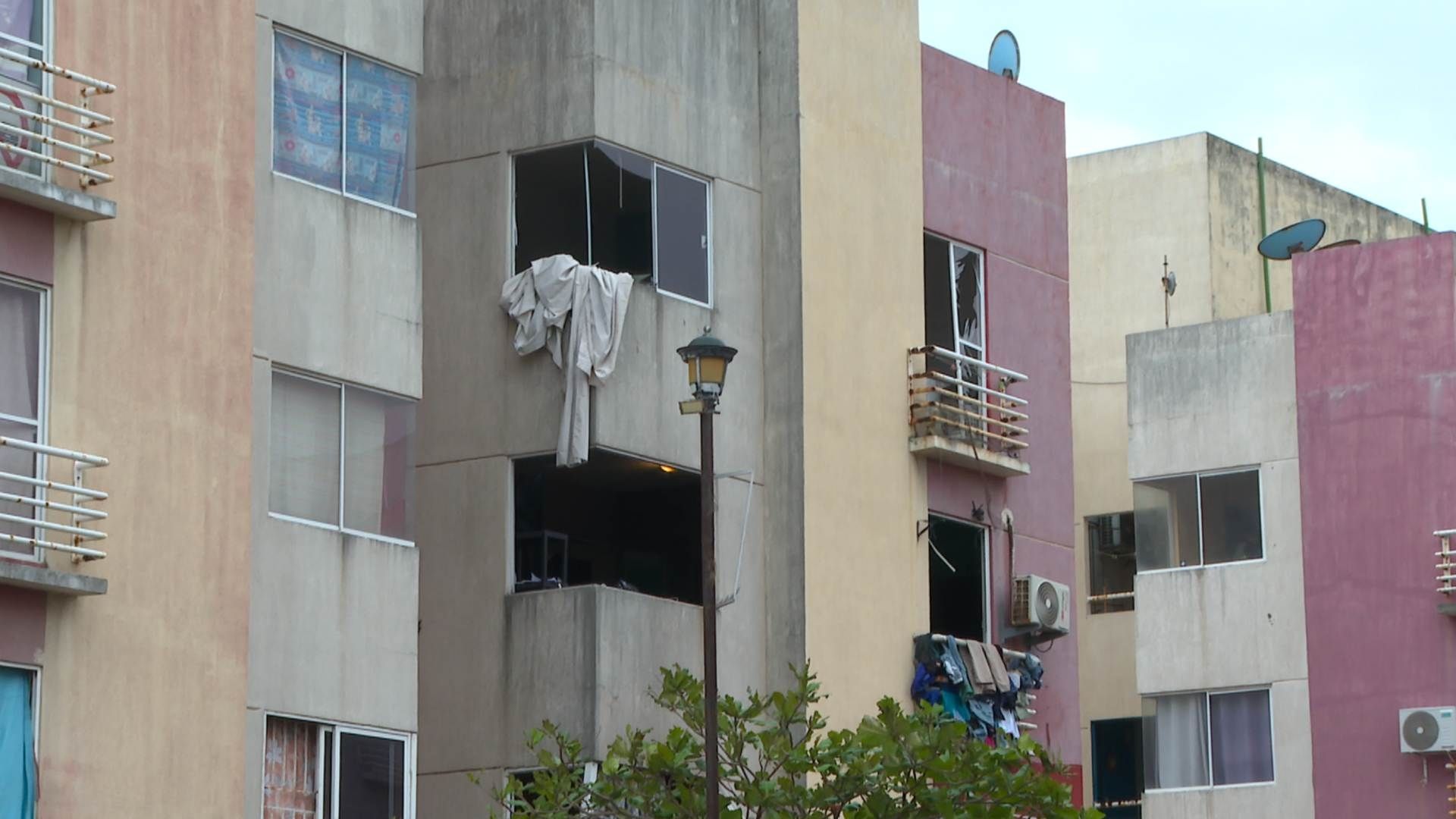 Explosión por Acumulación de Gas Fraccionamiento Rincón Palma Real Veracruz Estado de Lesionados