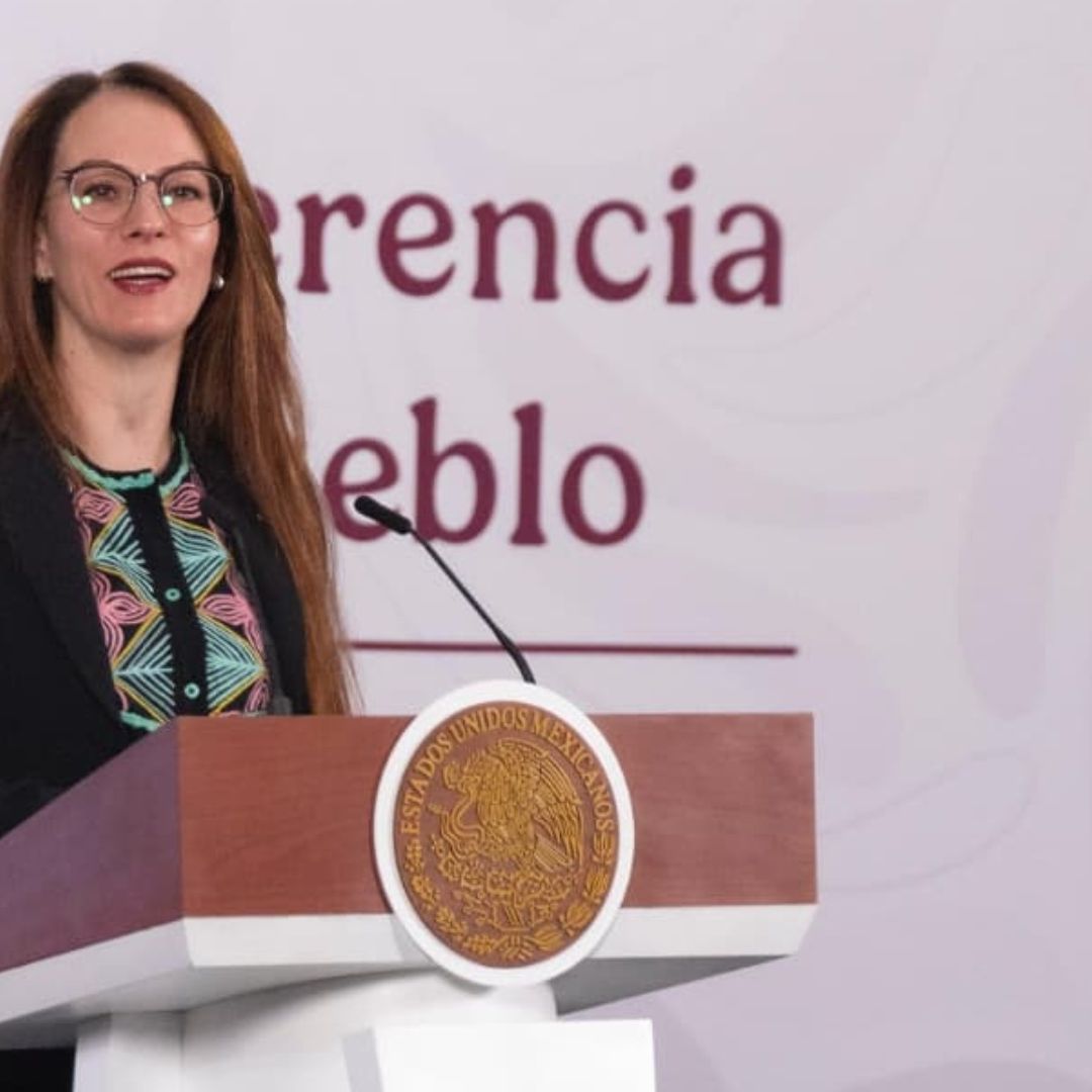 Gabriela Cuevas Barrón en conferencia de prensa