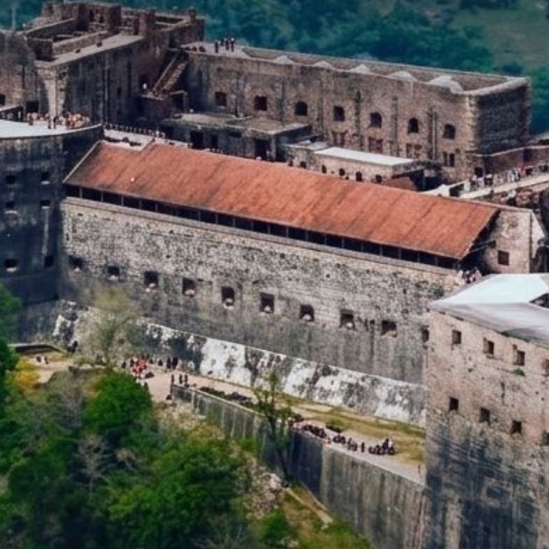 Reportan Al Menos 30 Muertos por Estampida en Ciudadela de Laferrière en Haití.