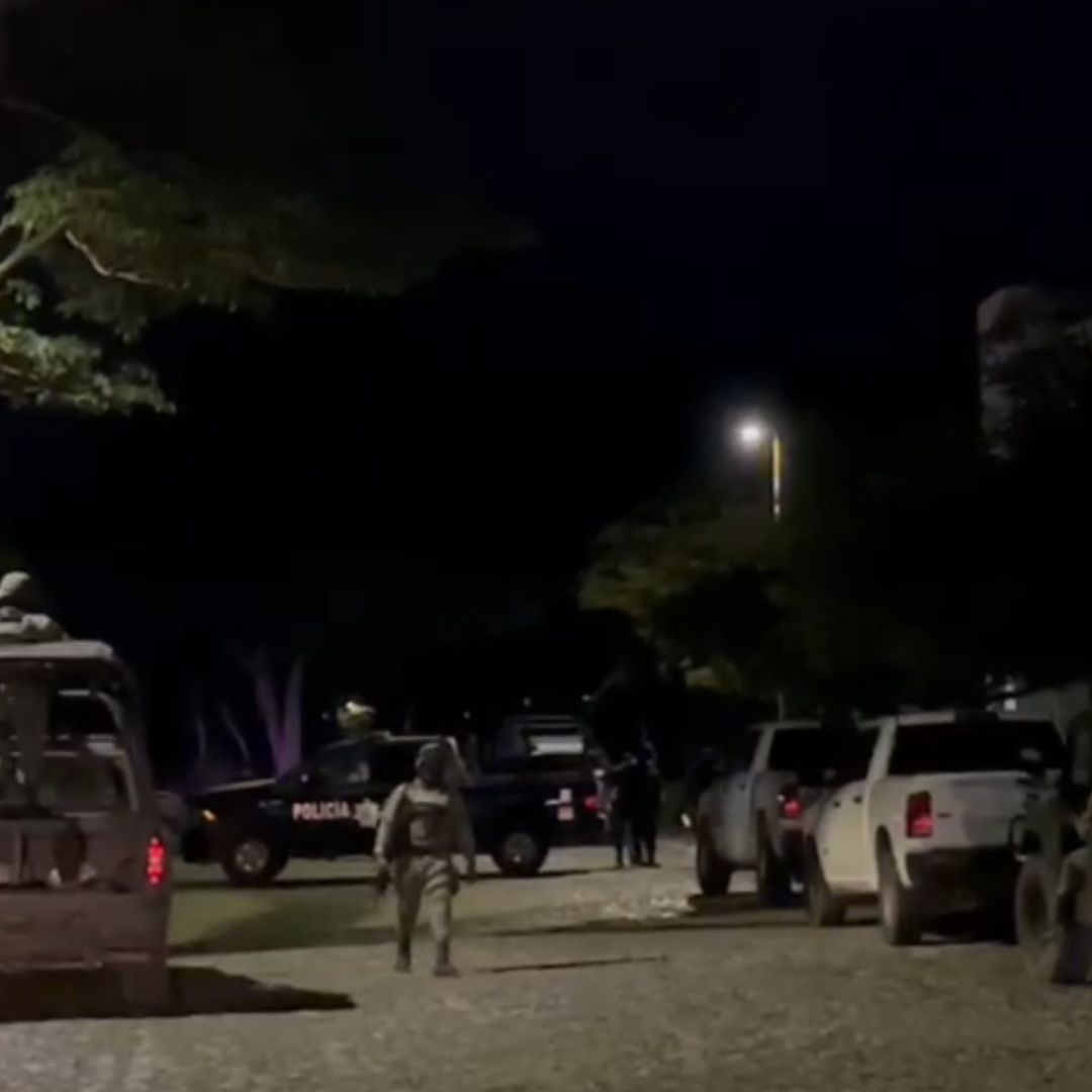 Hallan 5 Cadáveres Dentro de Una Casa en Manzanillo, Colima.