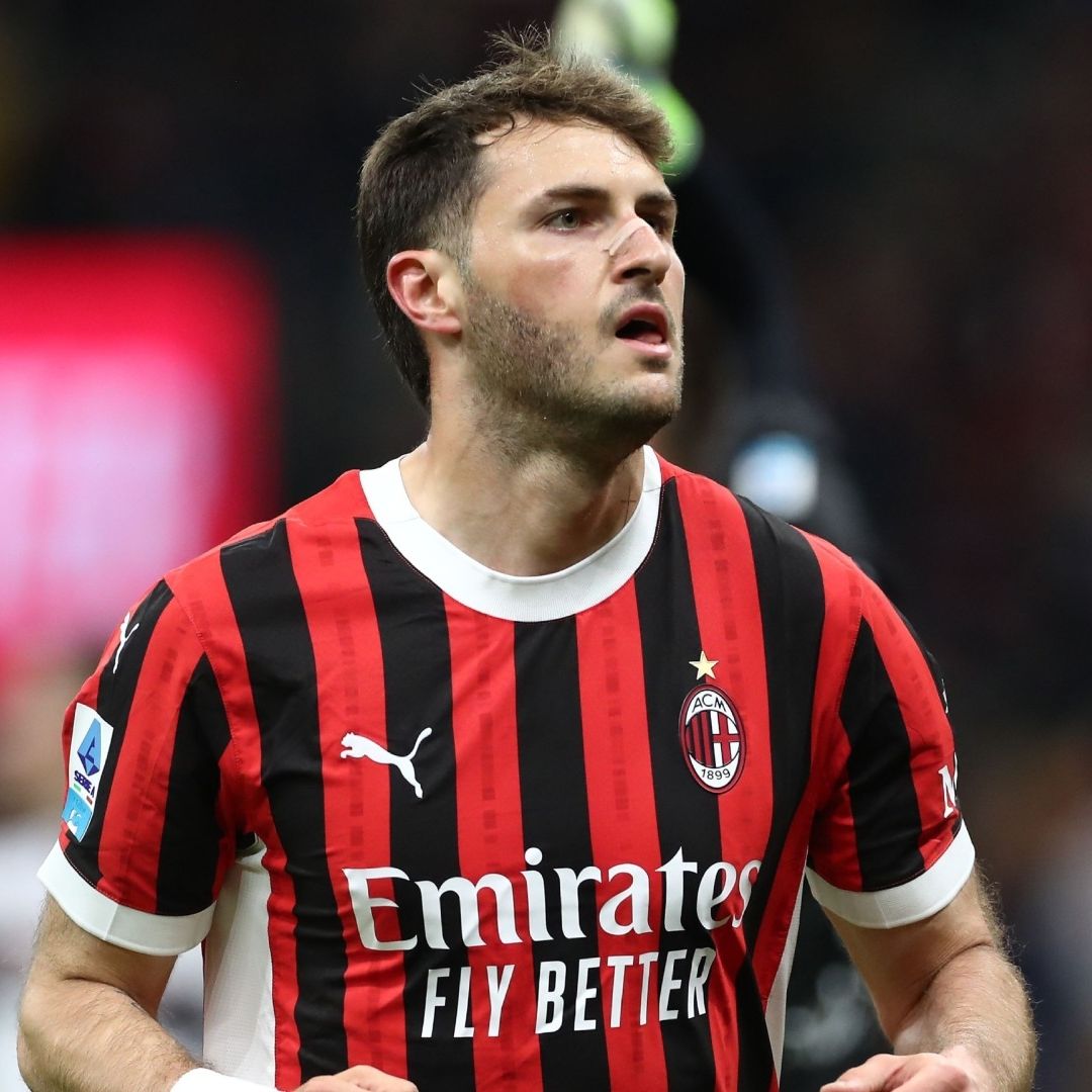 Sin Santi Gimenez el Milan se va Goleado y se Aleja del Título en Italia