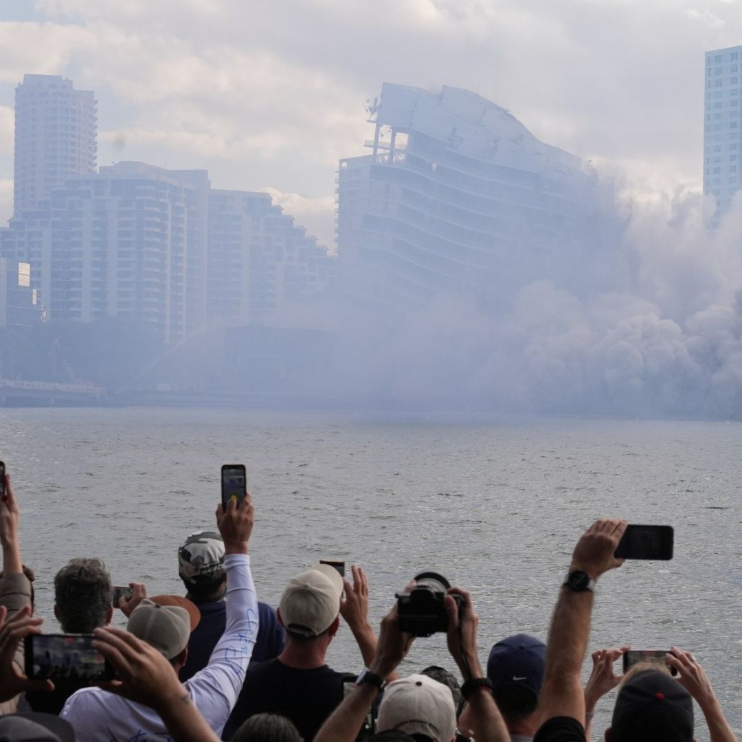 Se derrumba hotel Mandarin Oriental en Miami