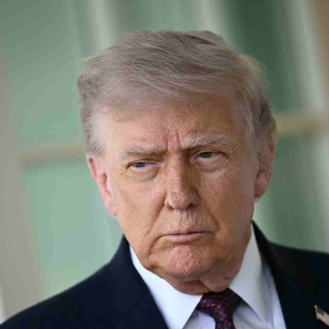 Donald Trump presentó demanda contra el Wall Street Journal