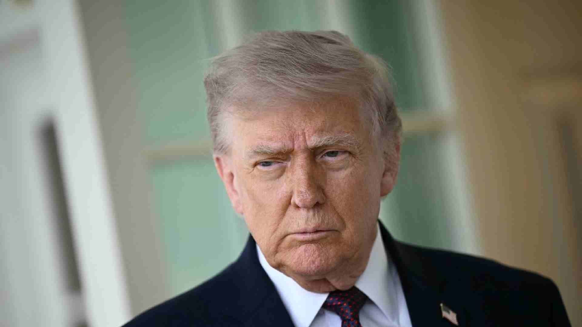 Donald Trump presentó demanda contra el Wall Street Journal