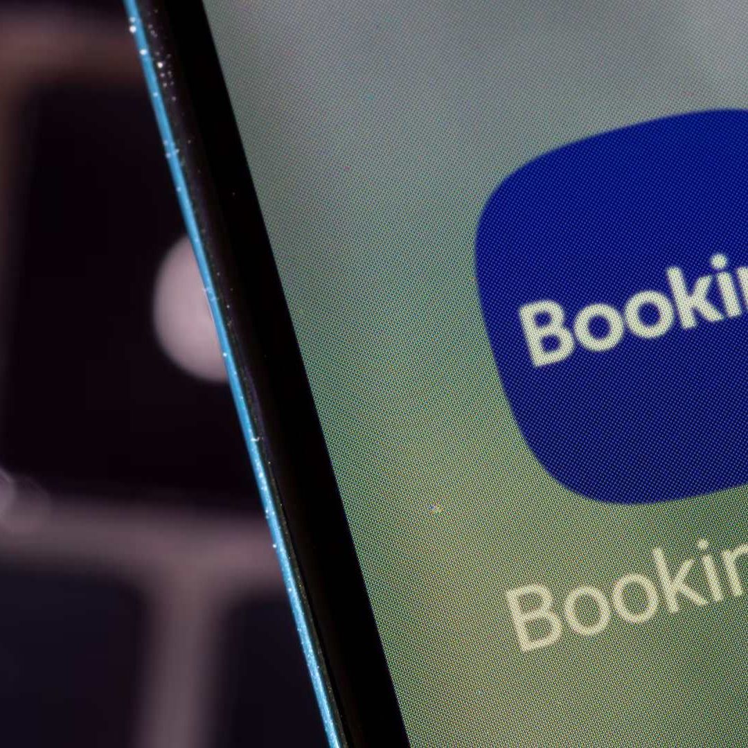 Booking Confirma Ciberataque que Comprometió Datos de Reservaciones de Usuarios