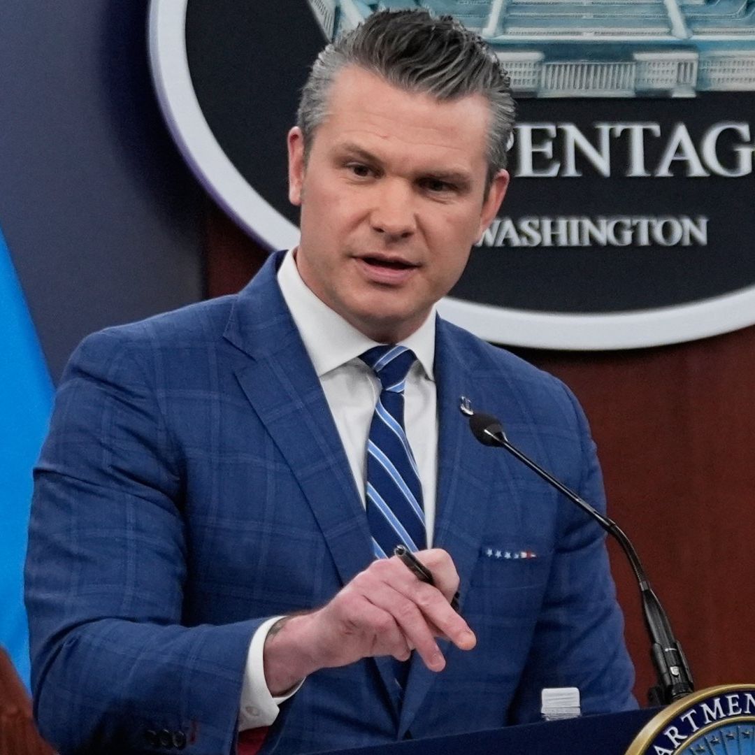 Perte Hegseth da conferencia de prensa