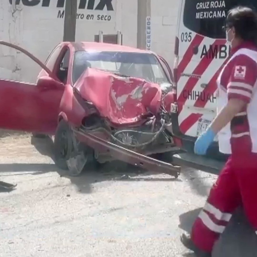 Choque Entre Auto y Tráiler Deja un Lesionado en la Colonia Nuevo Triunfo de Chihuahua