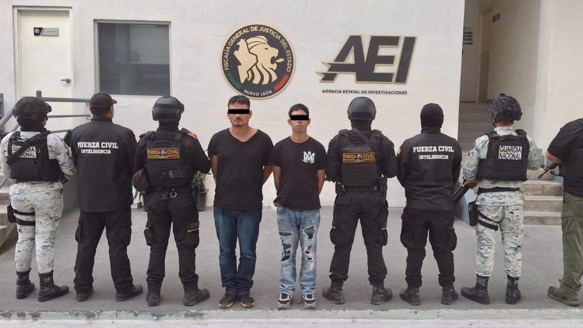 Fuerza Civil y detenidos
