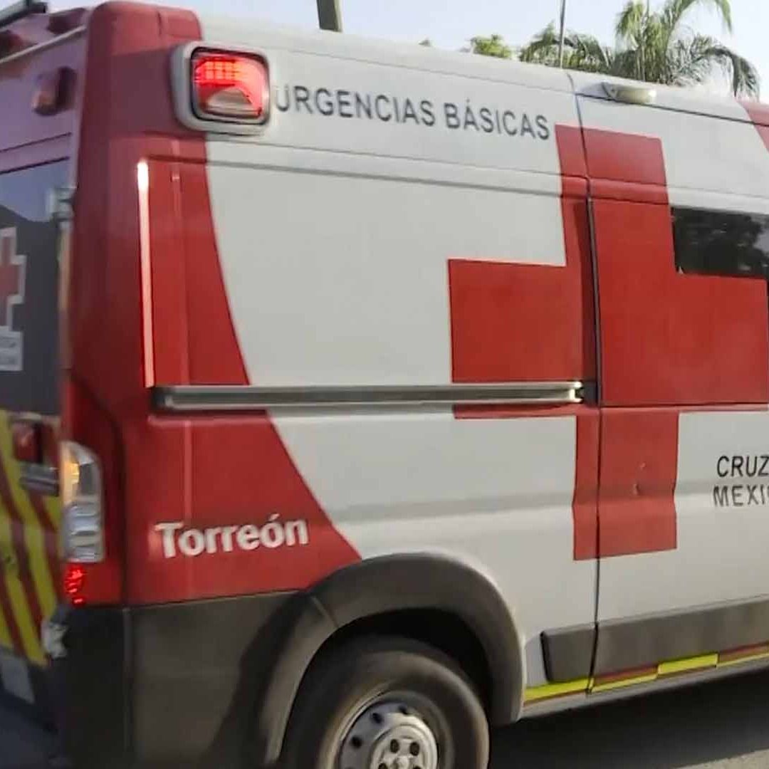Mujer Da a Luz a Mellizos en su Vehículo Afuera de su Casa en Torreón