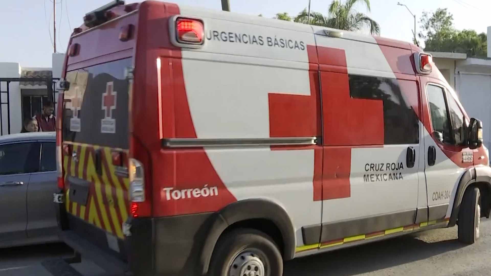 Mujer Da a Luz a Mellizos en su Vehículo Afuera de su Casa en Torreón