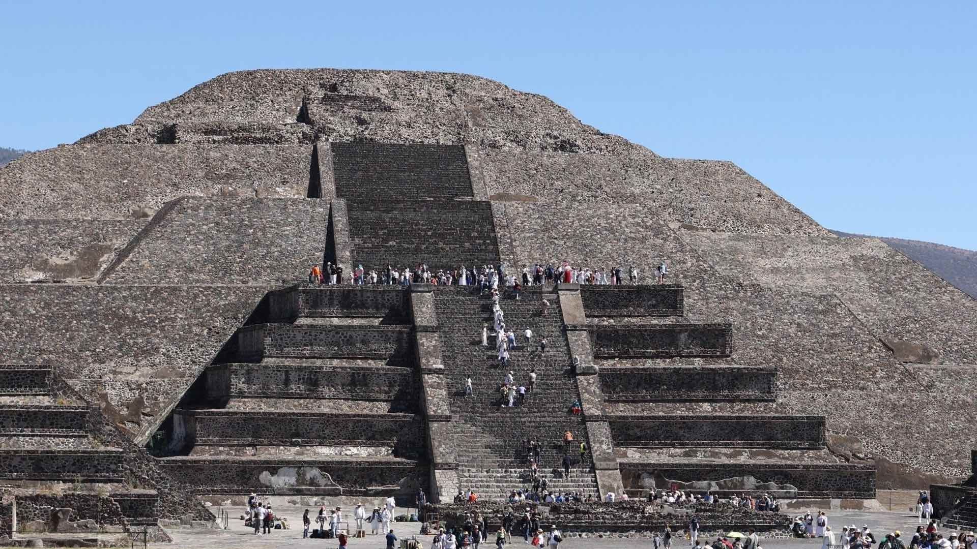 Pirámide de la Luna, sitio donde ocurrió balacera de Teotihuacán