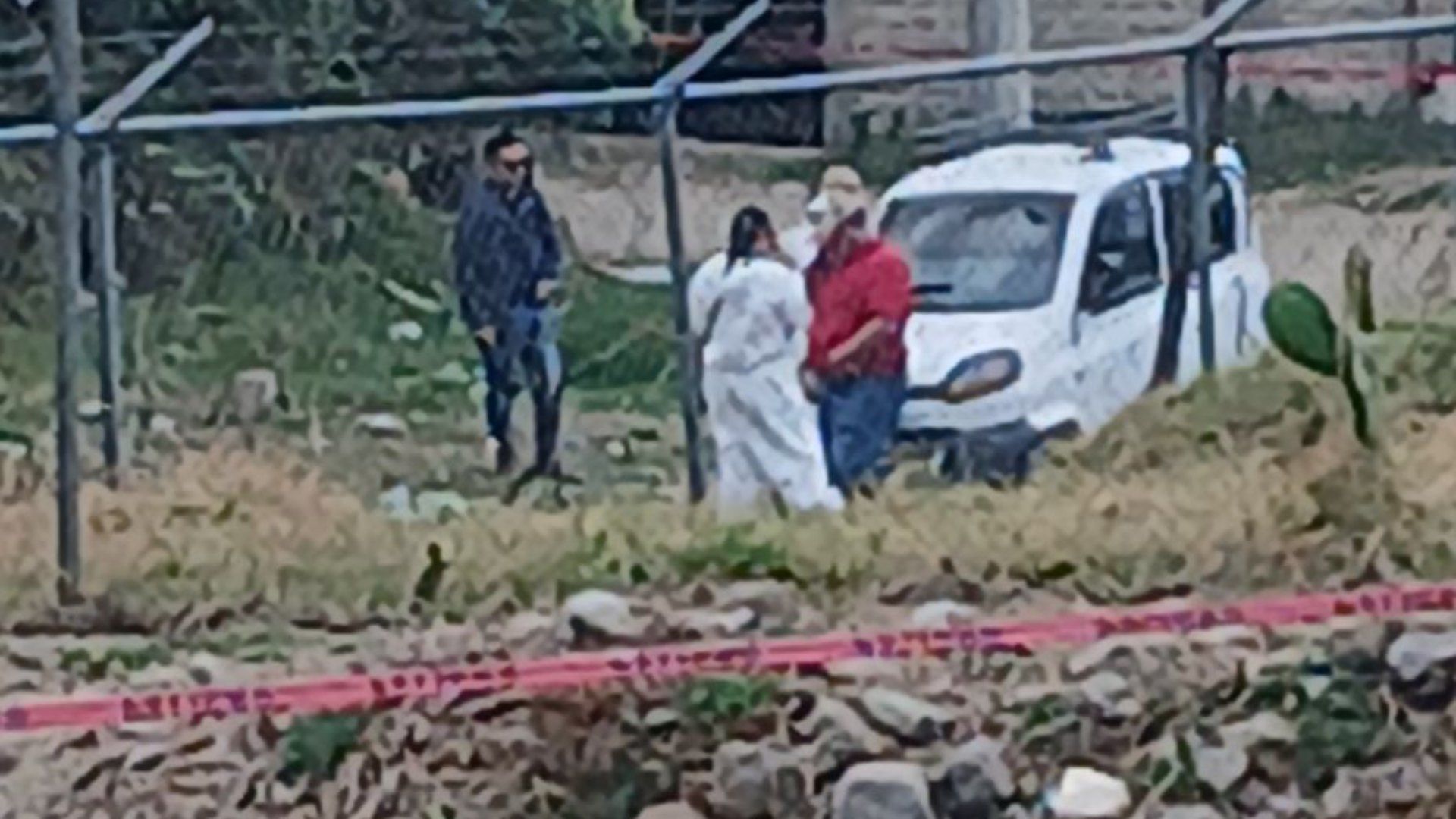 Hombre Muerto Asesinado a Balazos en Automóvil Blanco Taxi Colonia Tlacoyapan Junta Auxiliar San Miguel Canoa