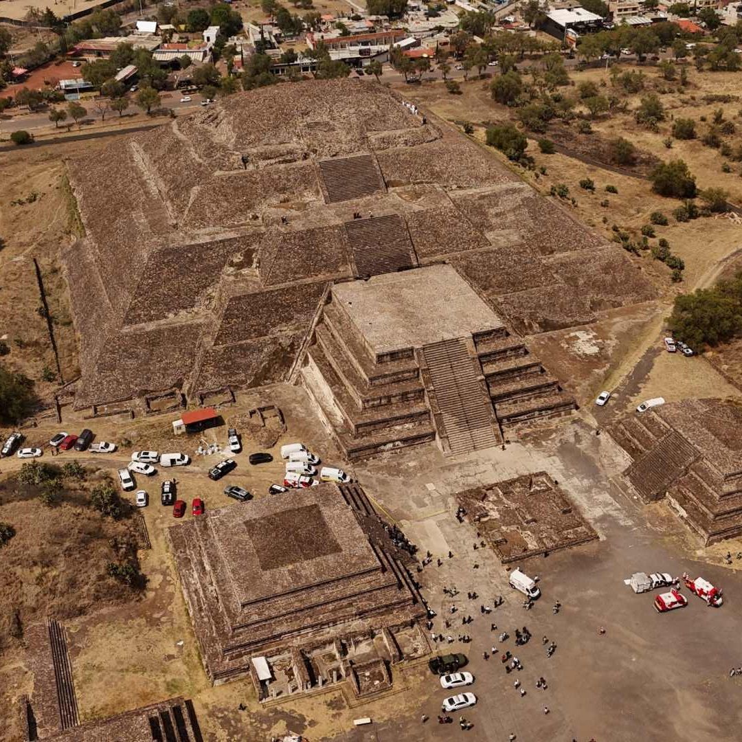 ¿Qué Sucedió Hoy en Teotihuacán? Cronología de la Balacera en la Pirámide de la Luna
